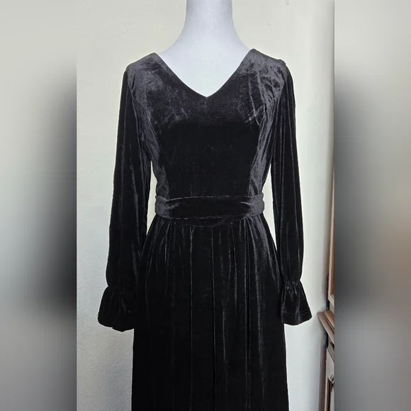 Elegant Black Maxi Dress.Size 10 - Picture 3 of 5